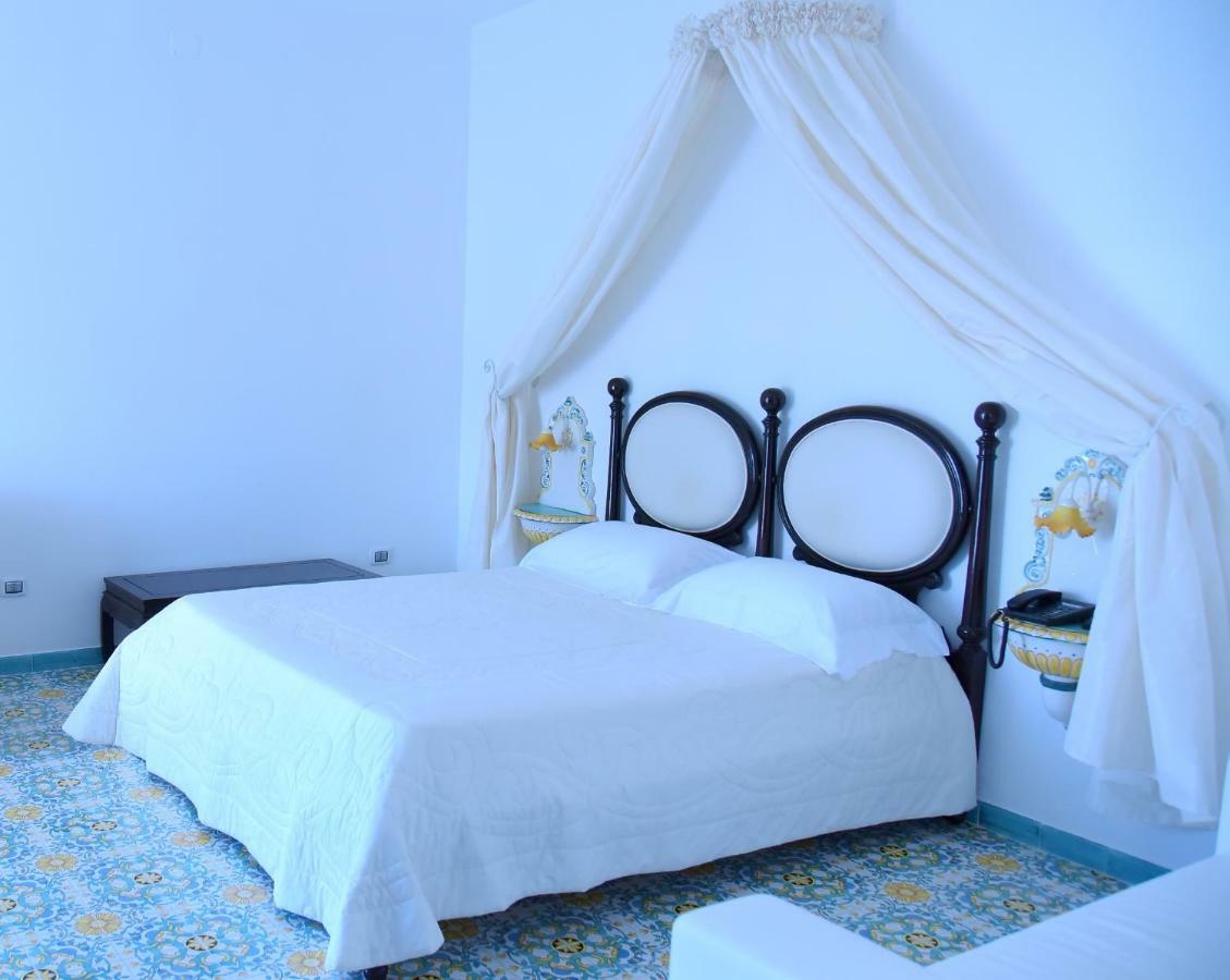 Resort & Relax Masseria Celidonia Lizzano  Exterior photo